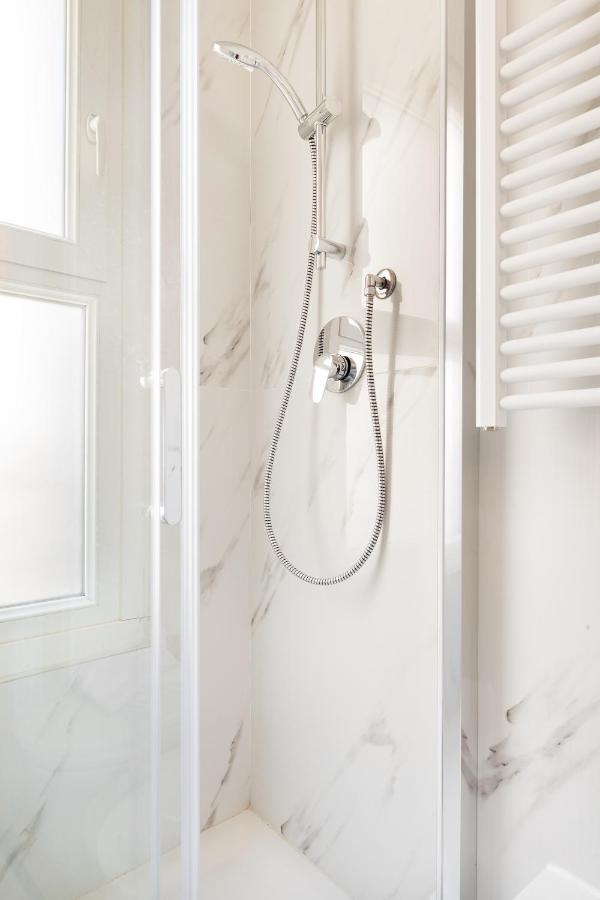 Elegant Flat In Milan, Wi-Fi E Netflix! Apartment ภายนอก รูปภาพ